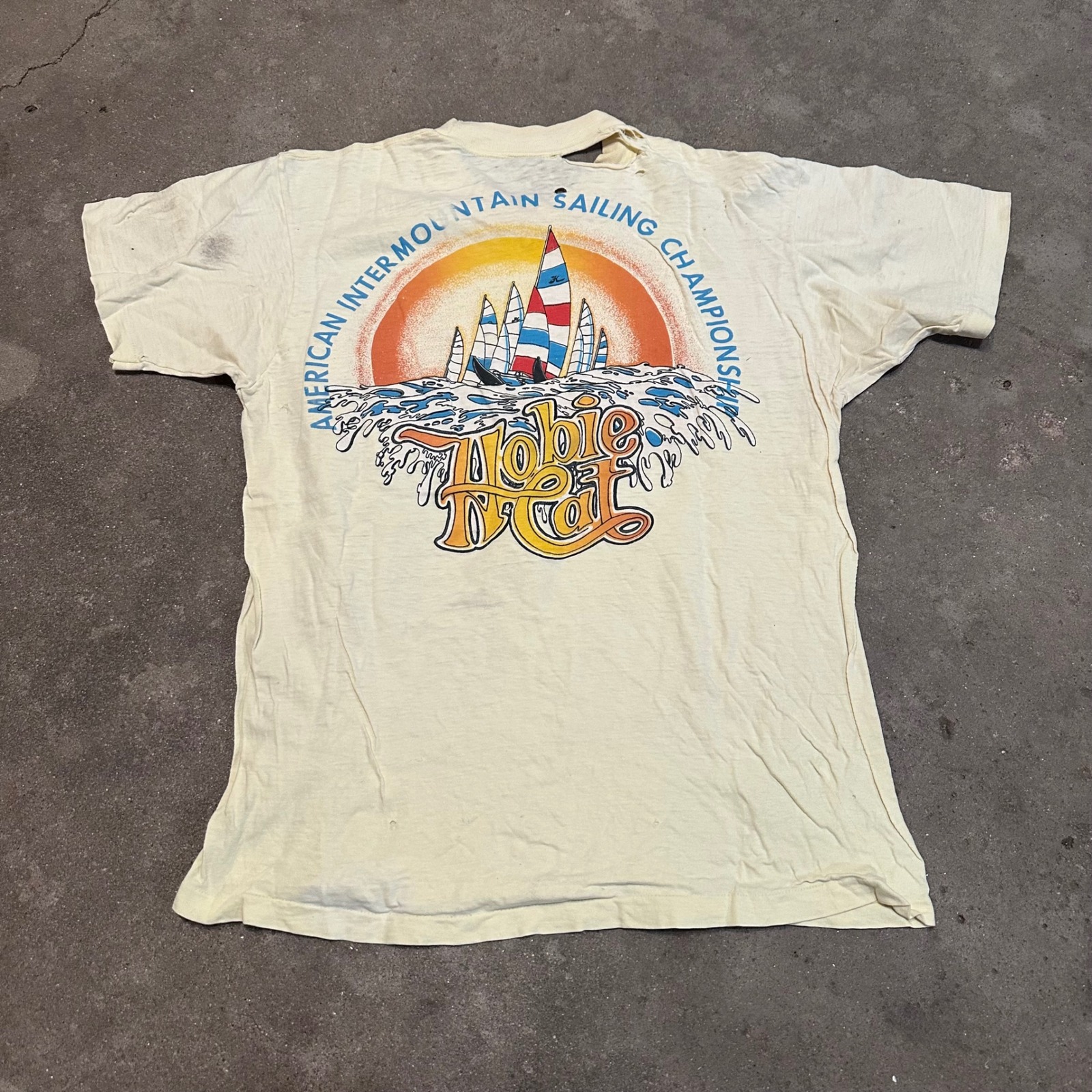 Vintage 70s Hobie Cat Tshirt Mens M Cream Sailing Championship Pocket Distressed